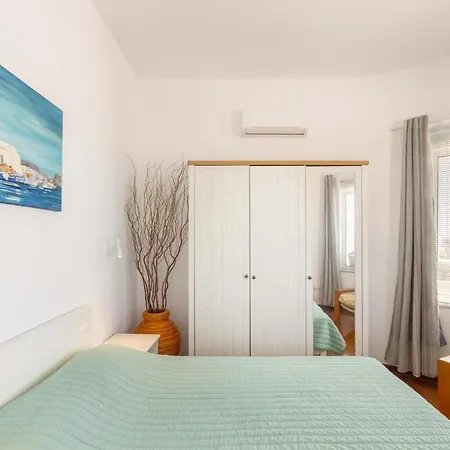 Big Blue Apartment Piso Livadi Exterior photo