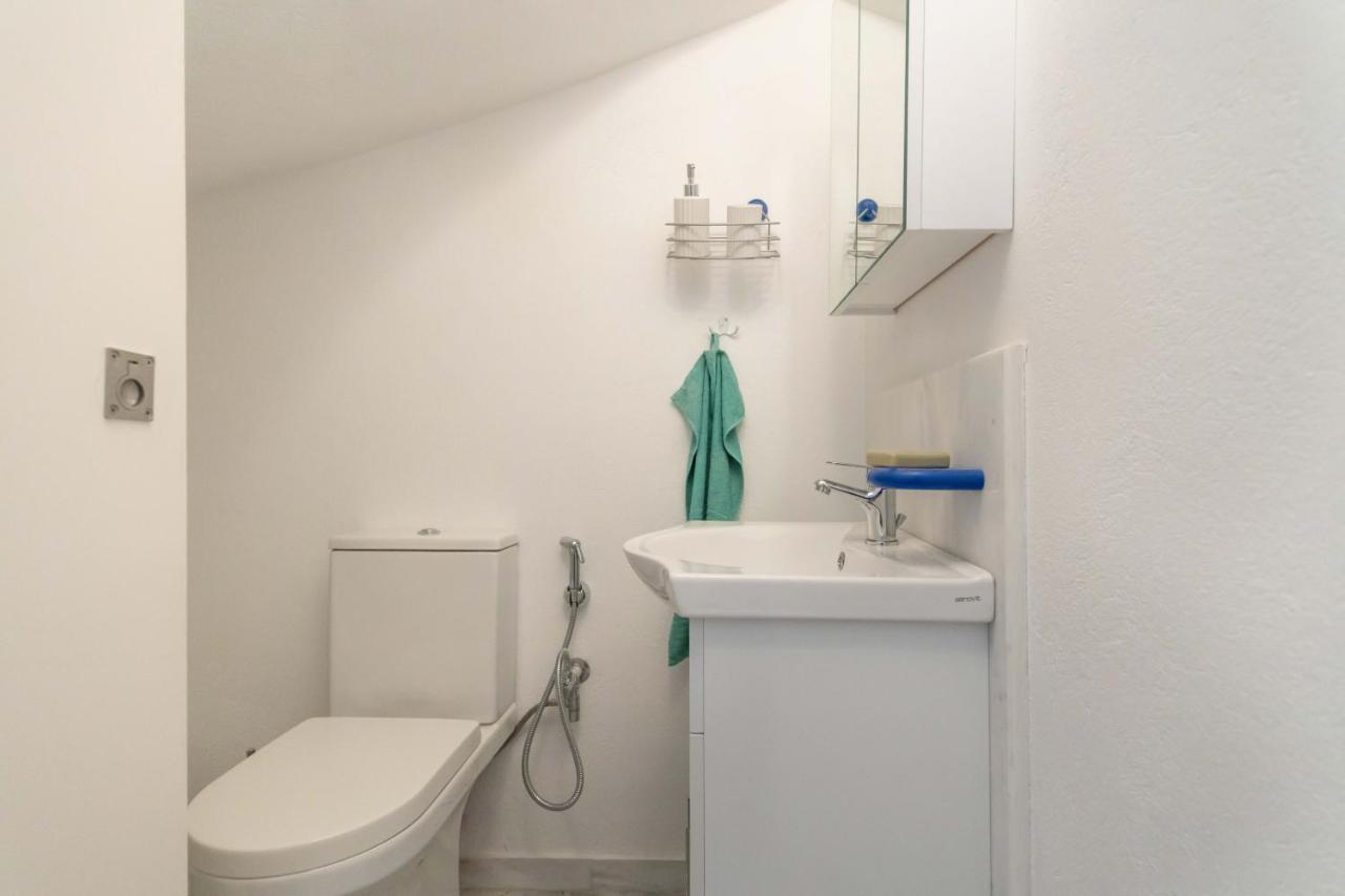 Apartment Big Blue Piso Livadi